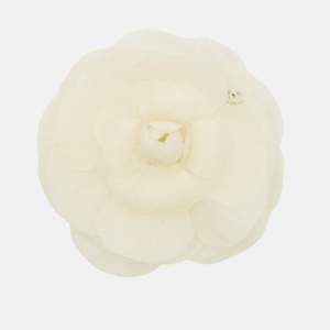Pre Owned Chanel Cream Camellia Fabric Pin Brooch
