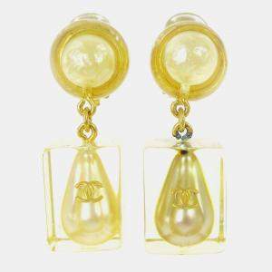 مملوكة مسبقًا Chanel Artificial Pearl Dangle Earrings Clip-On Acrylic