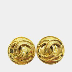 مملوكة مسبقًا Chanel Button Earrings Clip-On Gold
