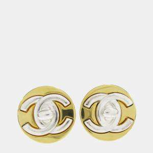 مملوكة مسبقًا Chanel Turnlock Button Earrings Clip-On Gold Silver