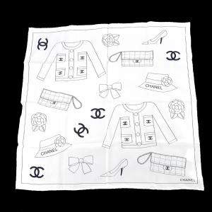 مملوكة مسبقًا Chanel Icon Scarf White Small Good