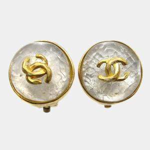 مملوكة مسبقًا Chanel Button Earrings Clip-On Gold