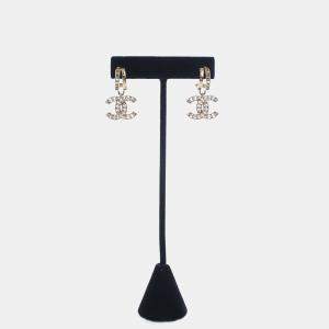 مملوكة مسبقًا Chanel Pearl Drop Earrings