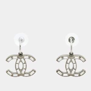 مملوكة مسبقًا Chanel CC Crystals Enamel Two Tone Earrings