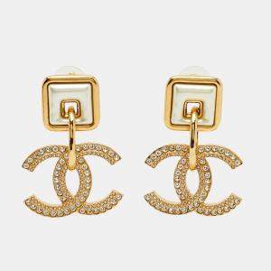 مملوكة مسبقًا Chanel CC Resin Crystals Gold Tone Earrings