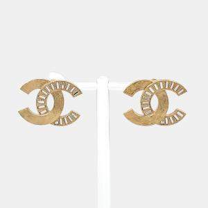 Pre Owned Chanel Logo Embellished Earrings