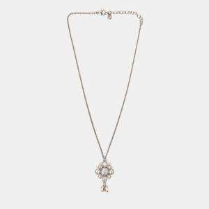 Pre Owned Chanel White/Yellow Crystal Floral Pendant Necklace