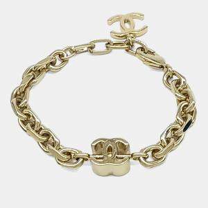 مملوكة مسبقًا Chanel Gold Tone Metal CC Chain Bracelet
