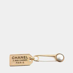 مملوكة مسبقًا Chanel Gold Brooch