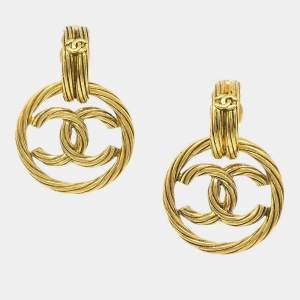 Pre Owned Chanel Dangle Hoop Earrings Clip-On Gold