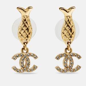 مملوكة مسبقًا Chanel CC Fish Crystals Gold Tone Drop Earrings