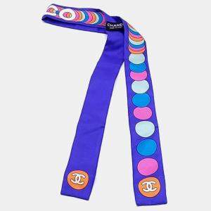 مملوكة مسبقًا وشاح شانيل تويللي حرير أزرق صغير