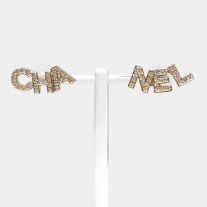 مملوكة مسبقًا Chanel Initial Earrings