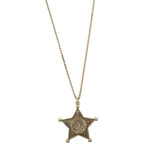 Pre Owned Chanel Aged Gold Tone Paris-Dallas Star Pendant Necklace