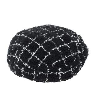 Pre Owned Chanel Monochrome Tweed Beret Hat S