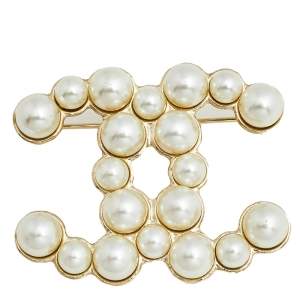 Pre Owned Chanel Gold Tone Pearl CC Pin Brooch