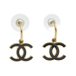 مملوكة مسبقًا Chanel Gold Tone Black Enamel CC Drop Earrings 