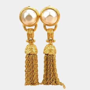 Chanel Vintage 1994 Gold Plated Pearl Fringe Tassel Dangle Clip On Earrings