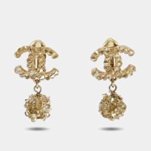 Chanel CC Crystals Gold Tone Clip on Earrings