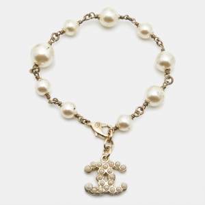 Chanel CC Faux Pearl Gold Tone Bead Charm Bracelet