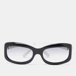 مملوكة مسبقًا Chanel Black/Grey Gradient 5127 Camelia CC Logo Rectangle Sunglasses
