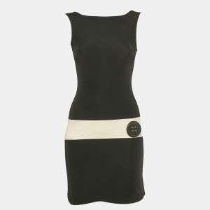 مملوكة مسبقًا Chanel Black Jersey Big Button Detail Backless Mini Dress S