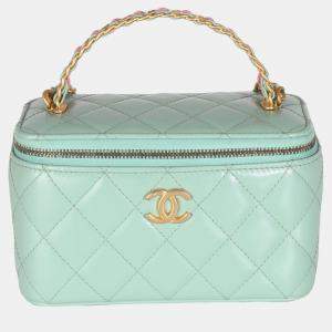 Chanel Green Quilted Lambskin Pick Me Up Vanity Case