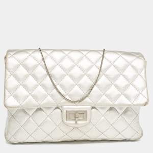Pre Owned Chanel Silver Quilted Leather Classic 226 Reissue 2.55 Flap Bag 