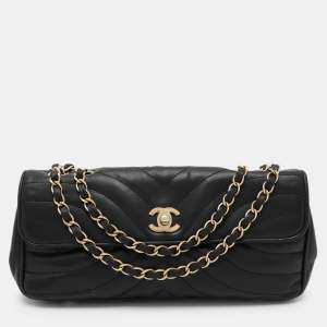 Pre Owned Chanel Black Quilted Leather Vintage Flap Bag
