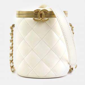 Chanel Off-White Gold Leather Matelasse Shoulder Bag