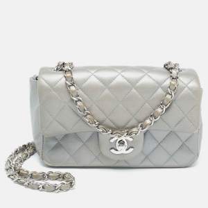 Pre Owned Chanel Grey Quilted Leather Small CC Flap Bag
