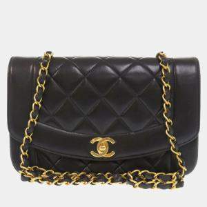 Chanel Black Lambskin Diana 22 Small Matelasse Shoulder Bag