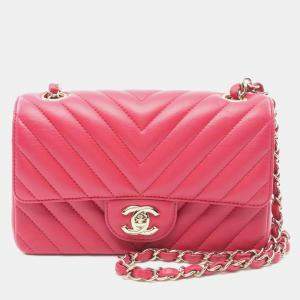 Chanel pink lambskin V-stitch shoulder bag