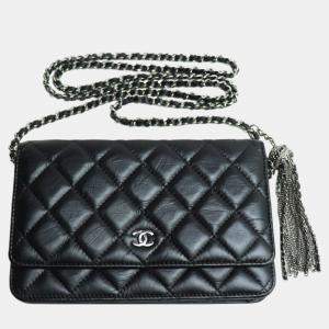 Chanel Black Matelasse Calf Chain Wallet Bag