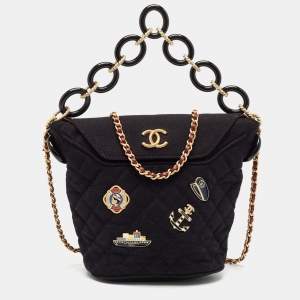 Pre Owned Chanel Black Quilted Wood Hamburg Bucket Bag
