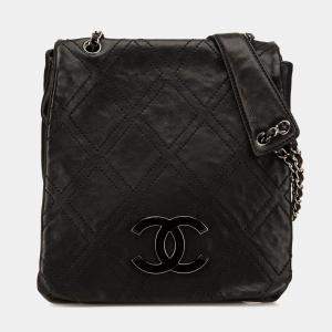 Chanel Black Large Calfskin Diamond Stitch Crossbody Bag