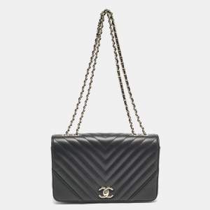 Pre Owned Chanel Black Chevron Leather Medium Statement Flap Bag