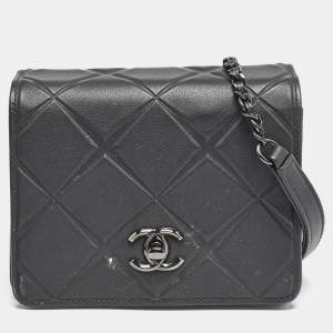 Pre Owned Chanel Black Leather Mini Propeller Flap Bag