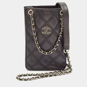 Pre Owned Chanel Black Quilted Leather CC Phone Holder Crossbody Bag