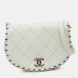 Pre Owned Chanel White Small Quilted Lambskin Studded Bubble Flap Bag