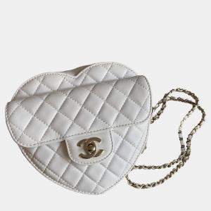 Pre Owned Chanel Pearl White Leather CC In Love Heart Chain Shoulder Bag