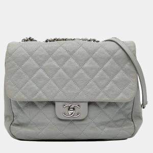 Pre Owned Chanel Grey Large Quilted Caviar Urban Companion Flap