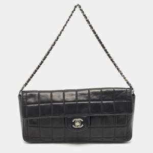 مملوكة مسبقًا Chanel Black Chocolate Bar Quilted Leather East West Flap Bag