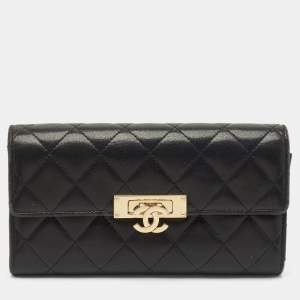 مملوكة مسبقًا Chanel Black Quilted Leather Golden Class Continental Wallet