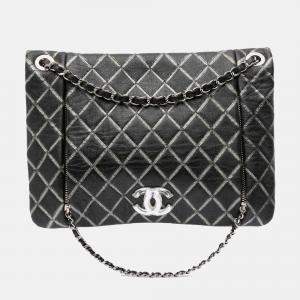 Pre Owned Chanel Black Quilted Metallic Distressed Lambskin CC Crystal Flap