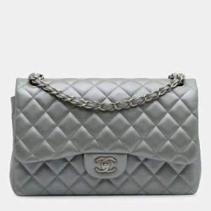 Pre Owned Chanel Silver Jumbo Classic Lambskin Double Flap