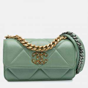 Chanel Green Quilted Lambskin 19 Wallet on Chain