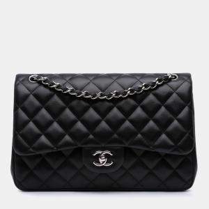Pre Owned Chanel Black Jumbo Classic Lambskin Double Flap