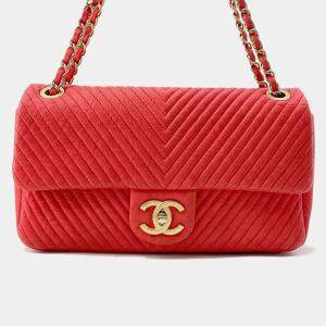 Pre Owned Chanel Chevron Red Leather Chain Shoulder Bag