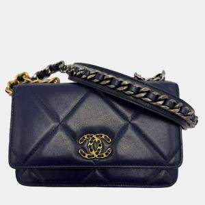 Pre Owned Chanel Navy Lambskin 19 Wallet on Chain Shoulder Bag